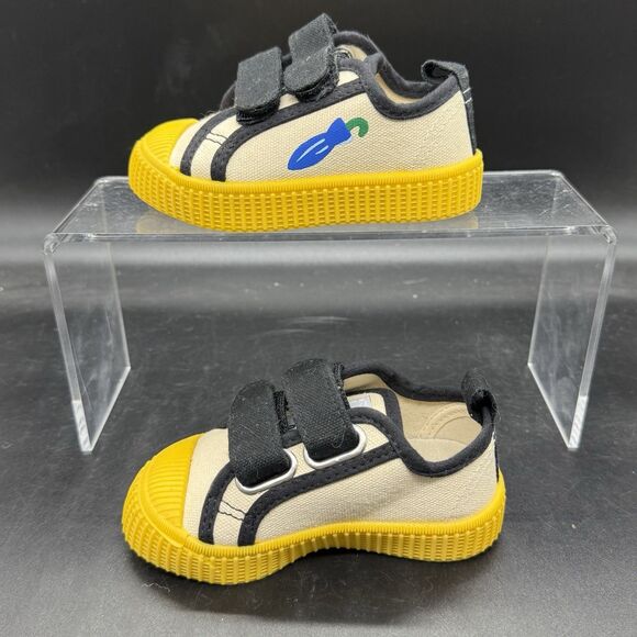 Kumamon x happy nocnoc infant size 2 hook & loop sneaker - Picture 2 of 7